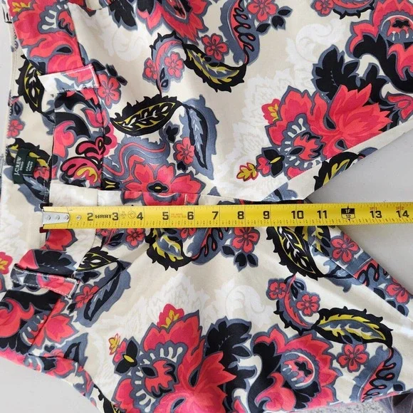 Jcrew Capri Pants Casual Womens Stretch White, Black & Red Floral Print Size 4P - Picture 5 of 10